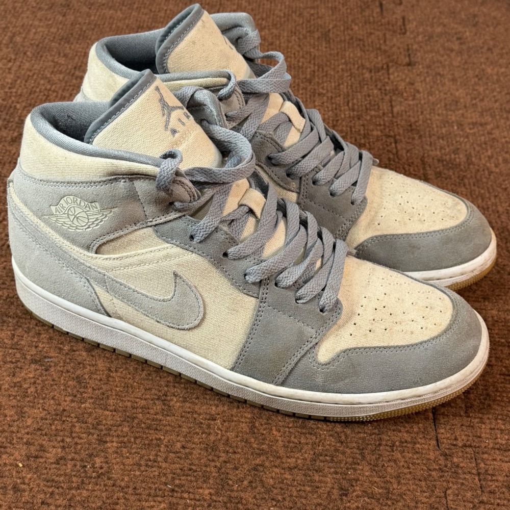 A- Air Jordan 1 Mid SE Coconut Milk Particle Grey DN4281-100 Mens Sneakers 10.5